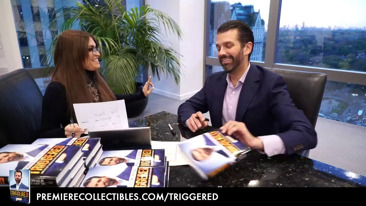 Автограф-сессия и интервью с Дональдом Трампом-младшим | &laquo;Triggered&raquo;