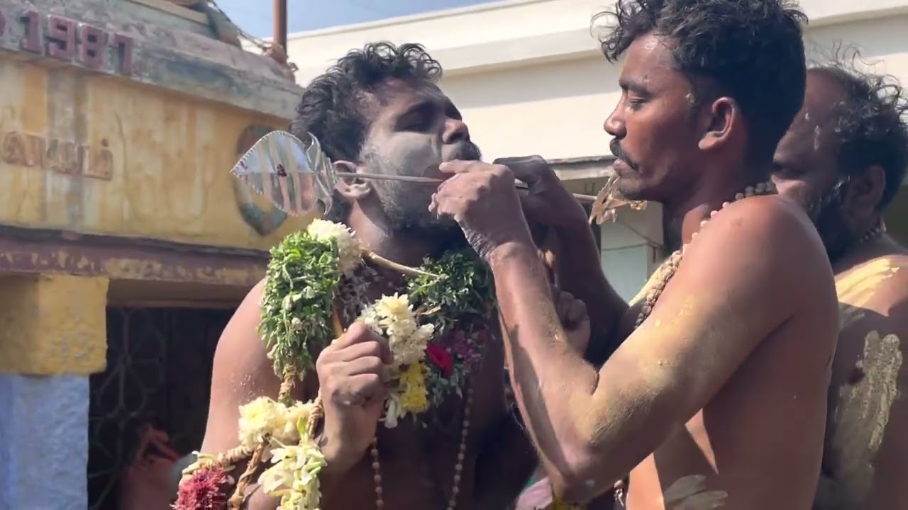 Panneeruthu திருச்செந்தூர் முருகன் அழகு குத்துதல் - 2023