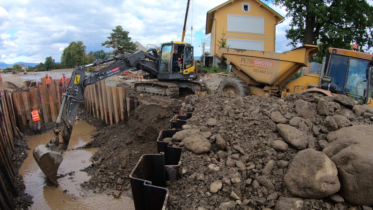 Digging new Base / Construction new Bridge / Volvo ECR 145DL & Hydrema 912 / 4K