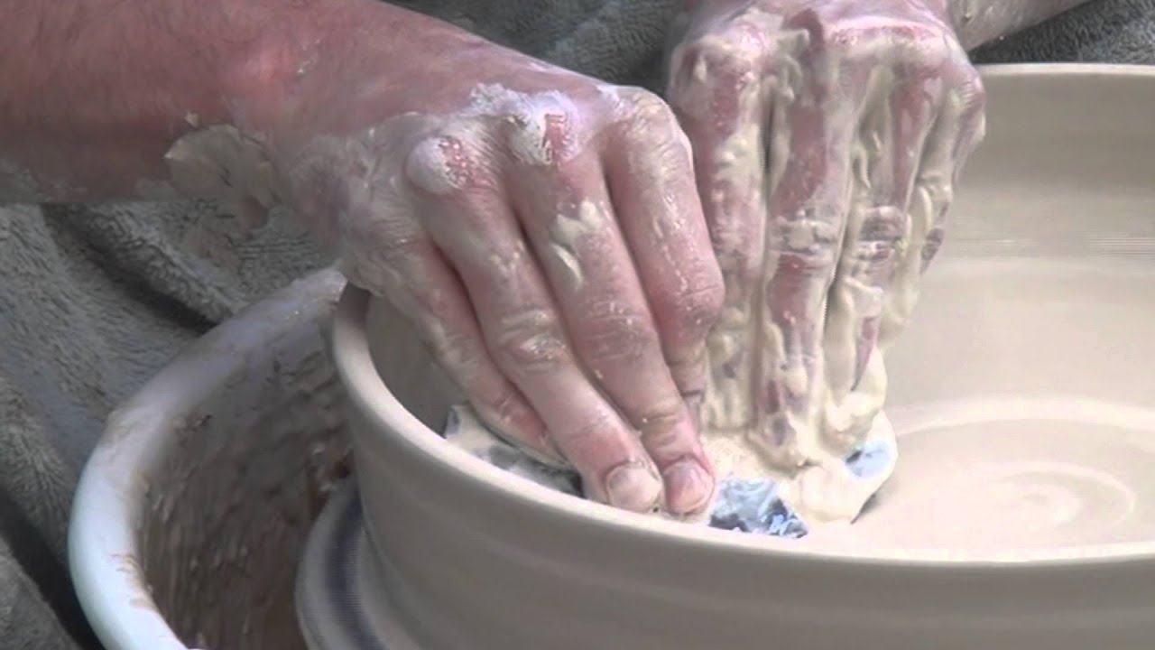 Throwing a Large Platter - Matt Horne Crystalline Workshop