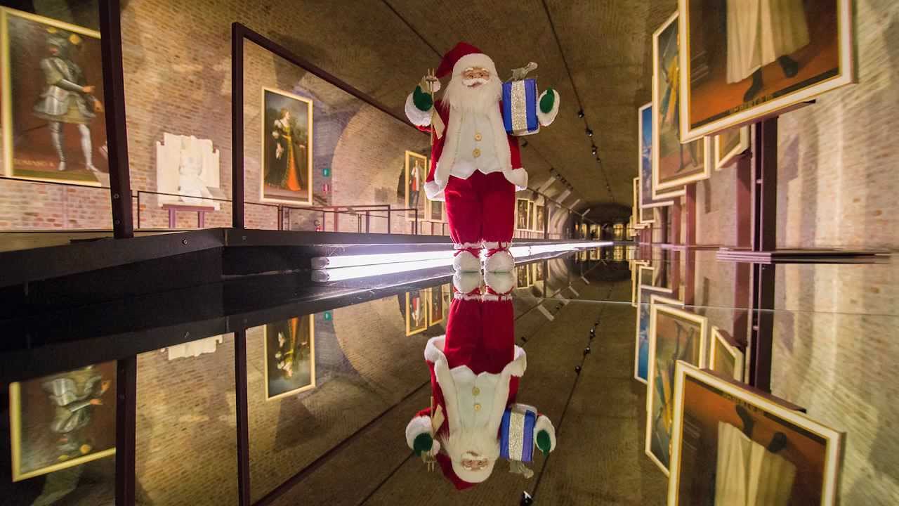 Santa Claus is coming...
