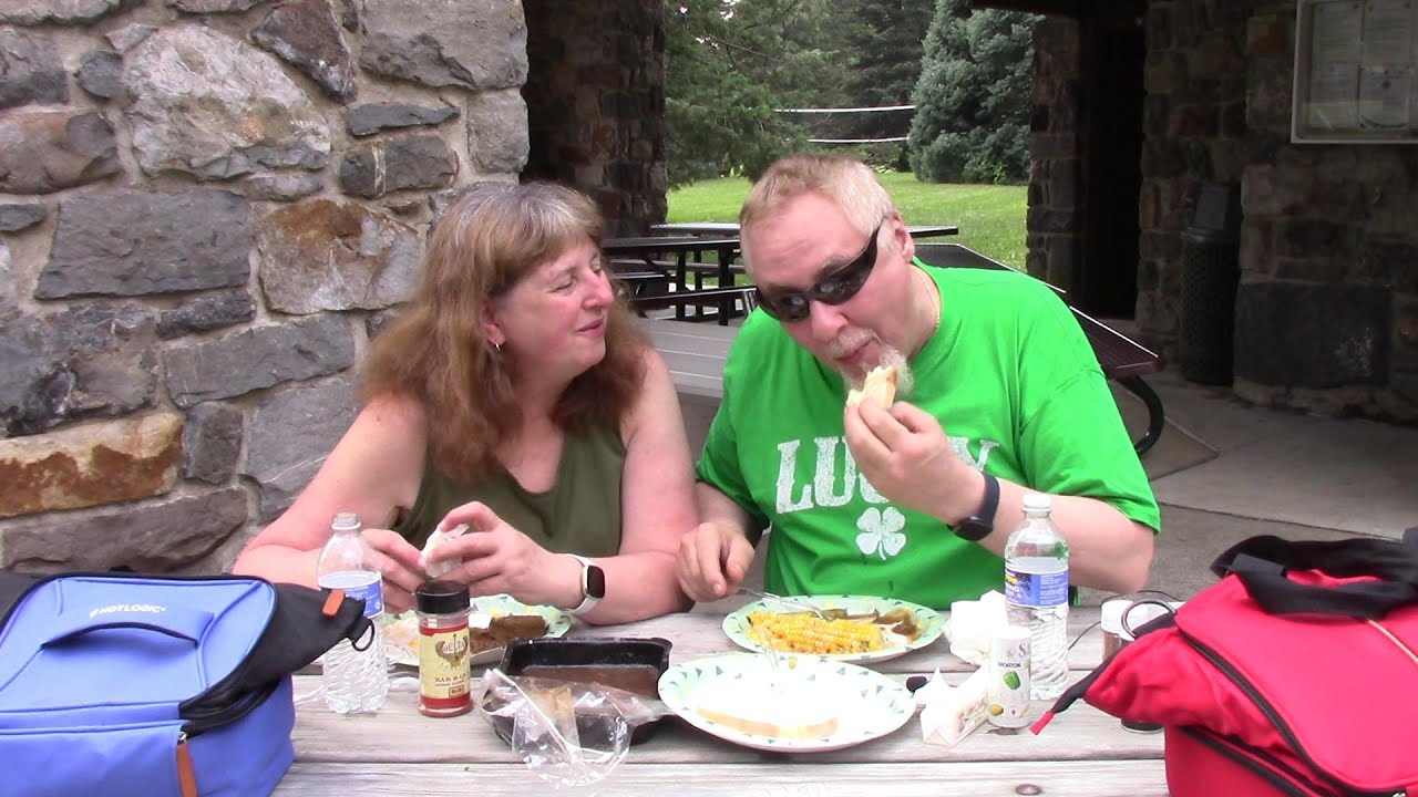 A Hot Logic Mini + Max Oven XP Picnic