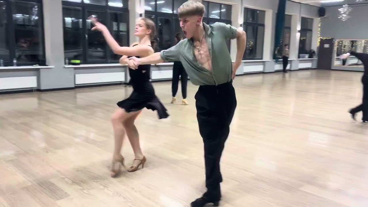 Максим и Варя - ча-ча-ча🤩💥 