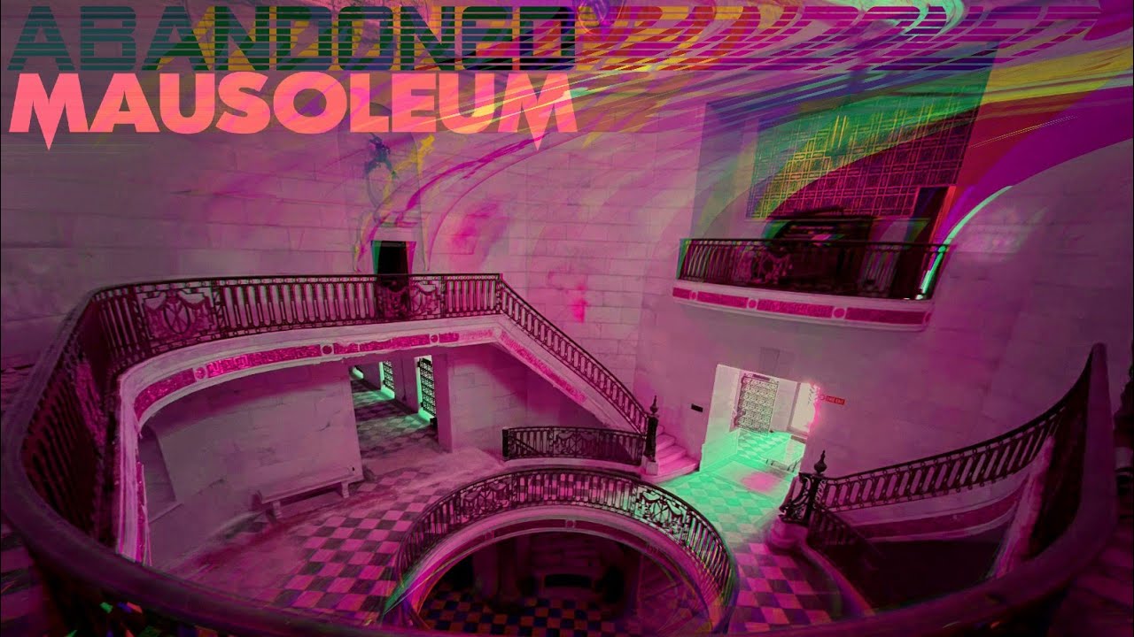 Abandoned: Mausoleum - St. Louis, Missouri