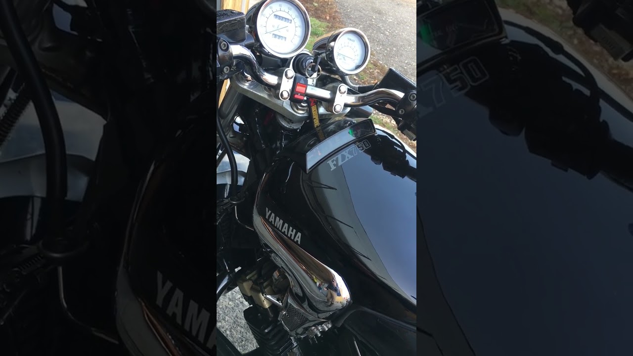 Yamaha FZX 750