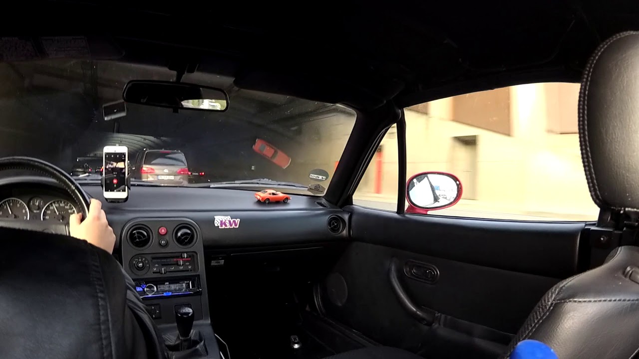 MX-5 NA 1.8 - Magnaflow Sound