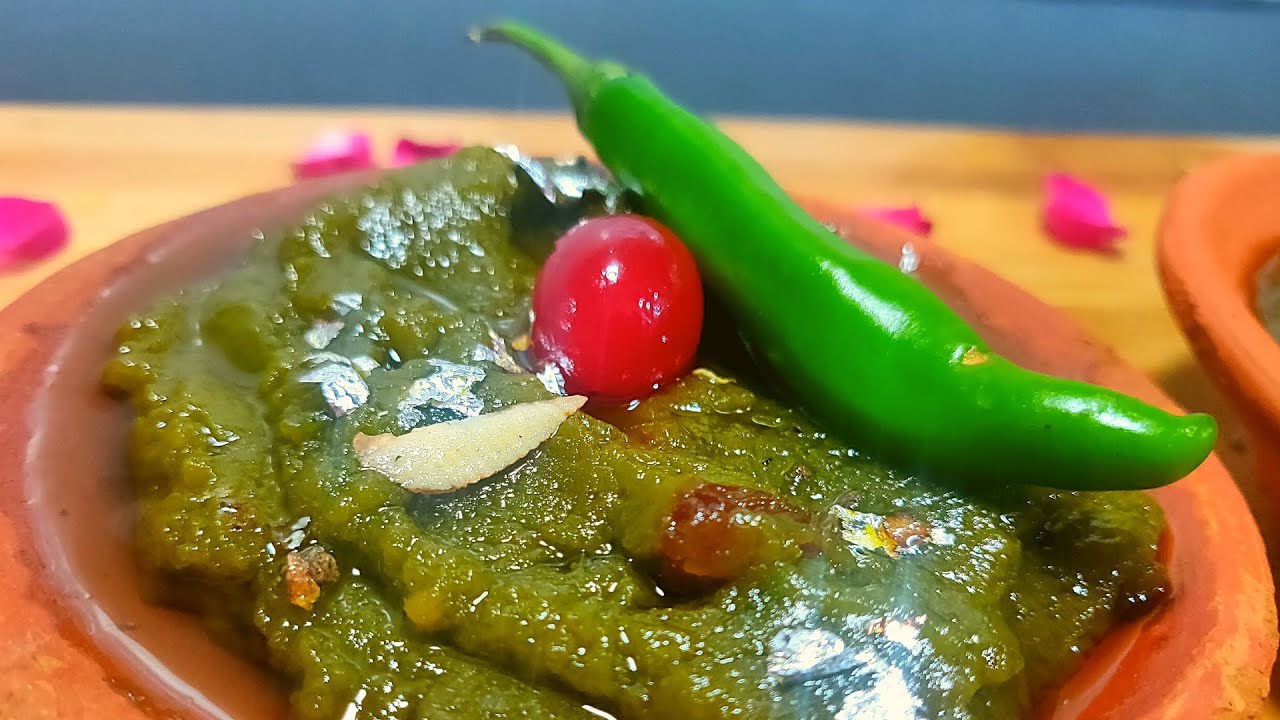 Mirchi Ka Halwa Recipe // Hari Mirch Ka Halwa // हरी मिर्च का हलवा