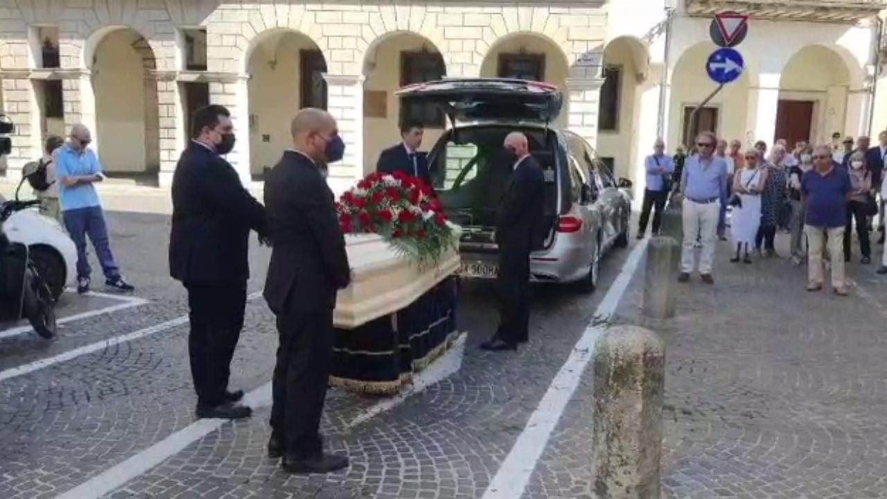 Padova: l'ultimo saluto ad Andrea Zanella, commerciante morto per salvare due vite