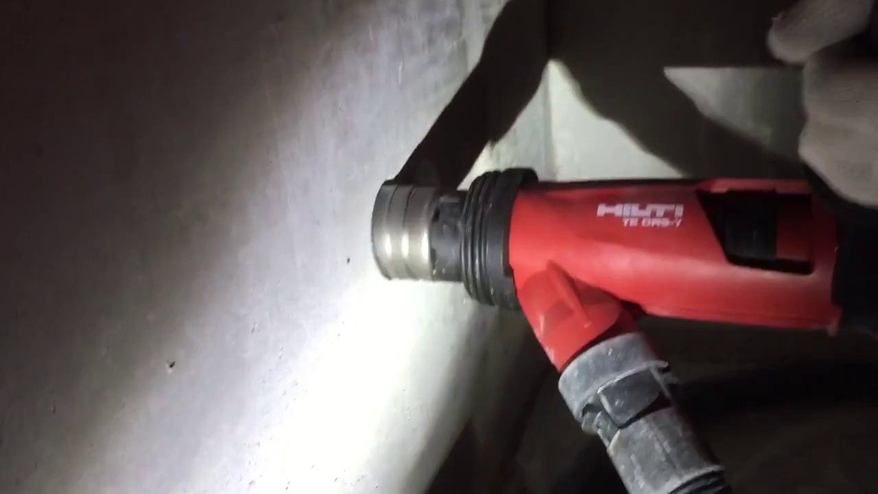 Бурение мест под подрозетники без пыли. Hilti TE DRS-Y