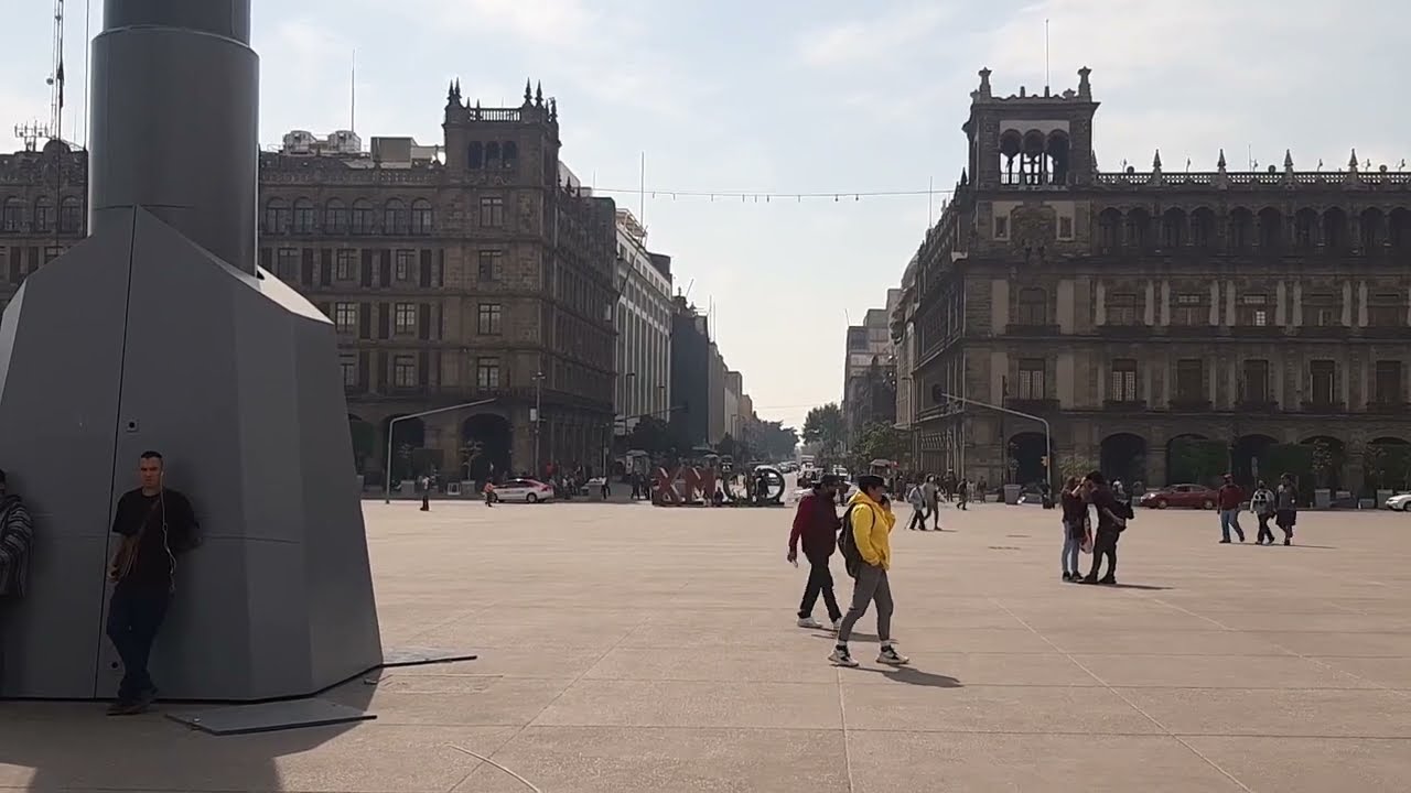 El Z&oacute;calo y sus Edificios m&aacute;s Emblem&aacute;ticos, Ciudad de M&eacute;xico.