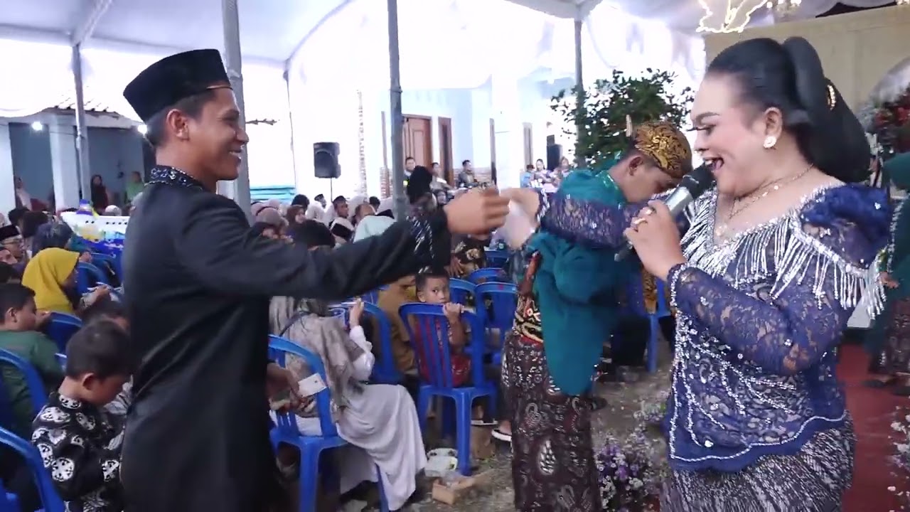 Cucok lampah sablah..ngerjain manggolo..lucu poll...