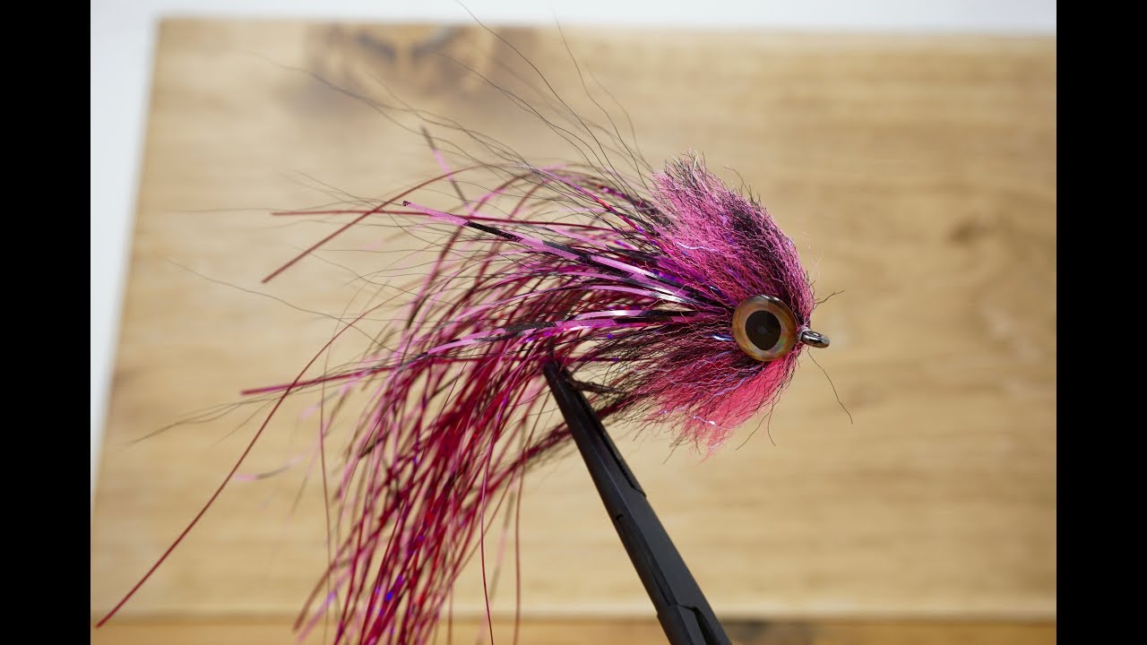 Fly Tying with Ryan - EP Predator Pike Fly