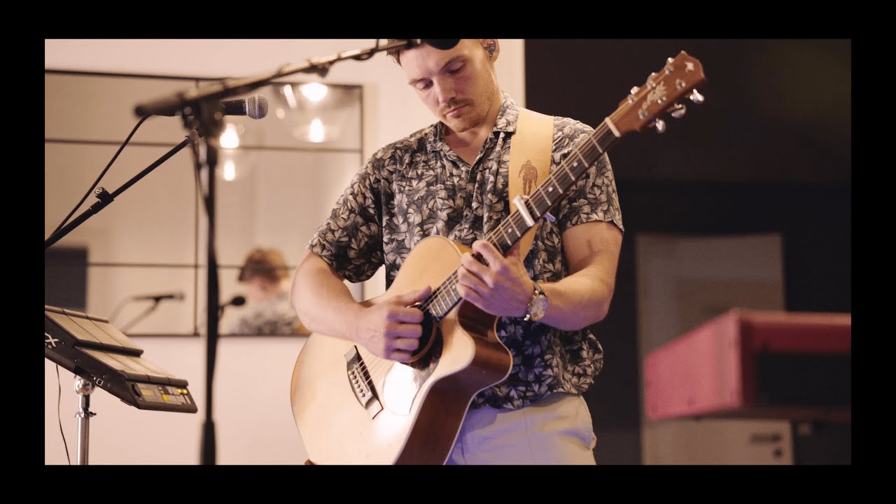 ÖXL - Zwischen uns Zweien (Live im ÖXL Café)