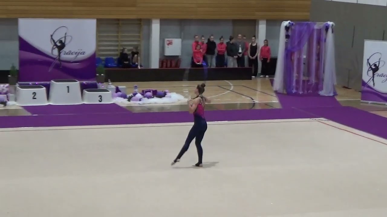 Krista Kumermane hoop Salaspils atklātais čempion ats mākslas vingrošanā Ziemas grācija 2025