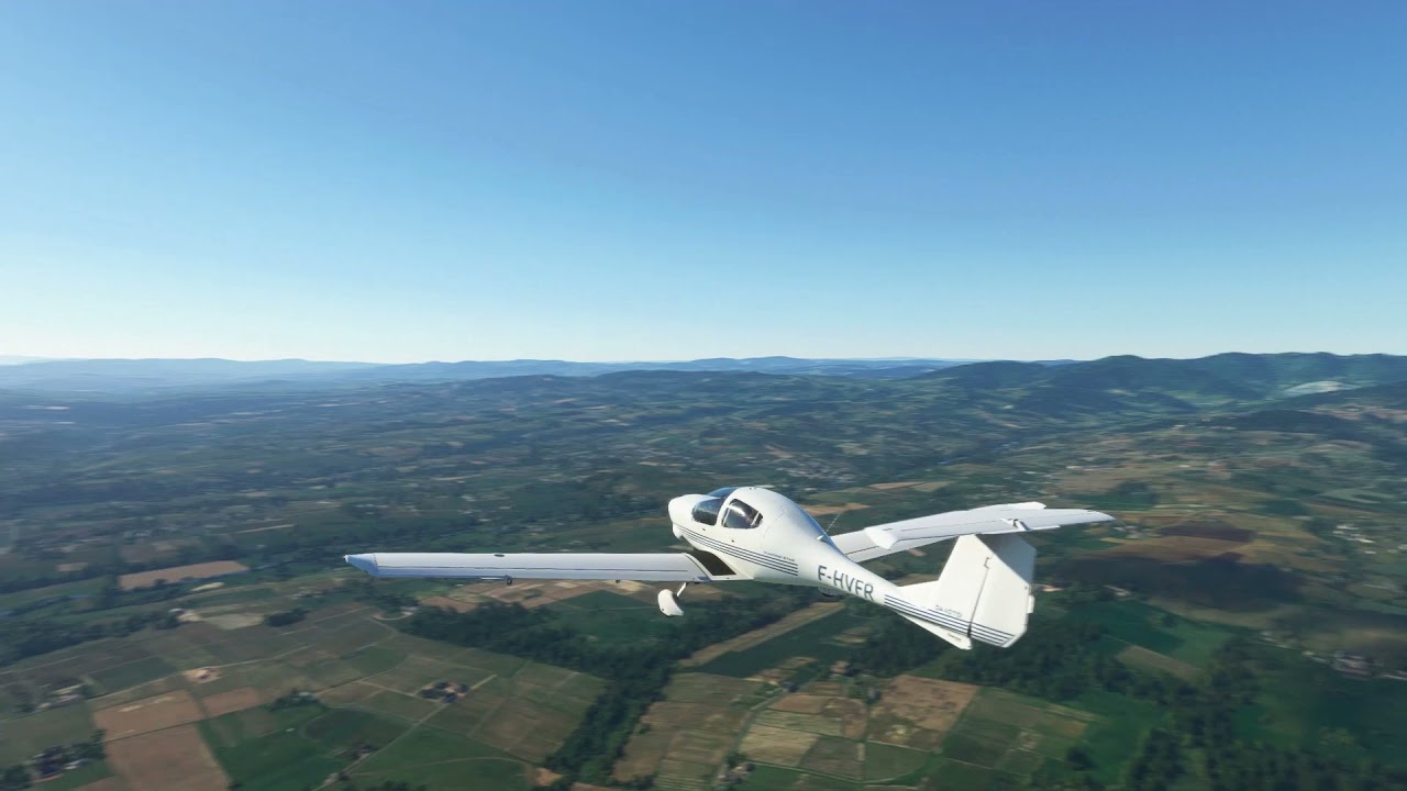 Flight Simulator 2020 Survol de la Saône entre Mâcon Charnay et Villefranche et Tarare DA40