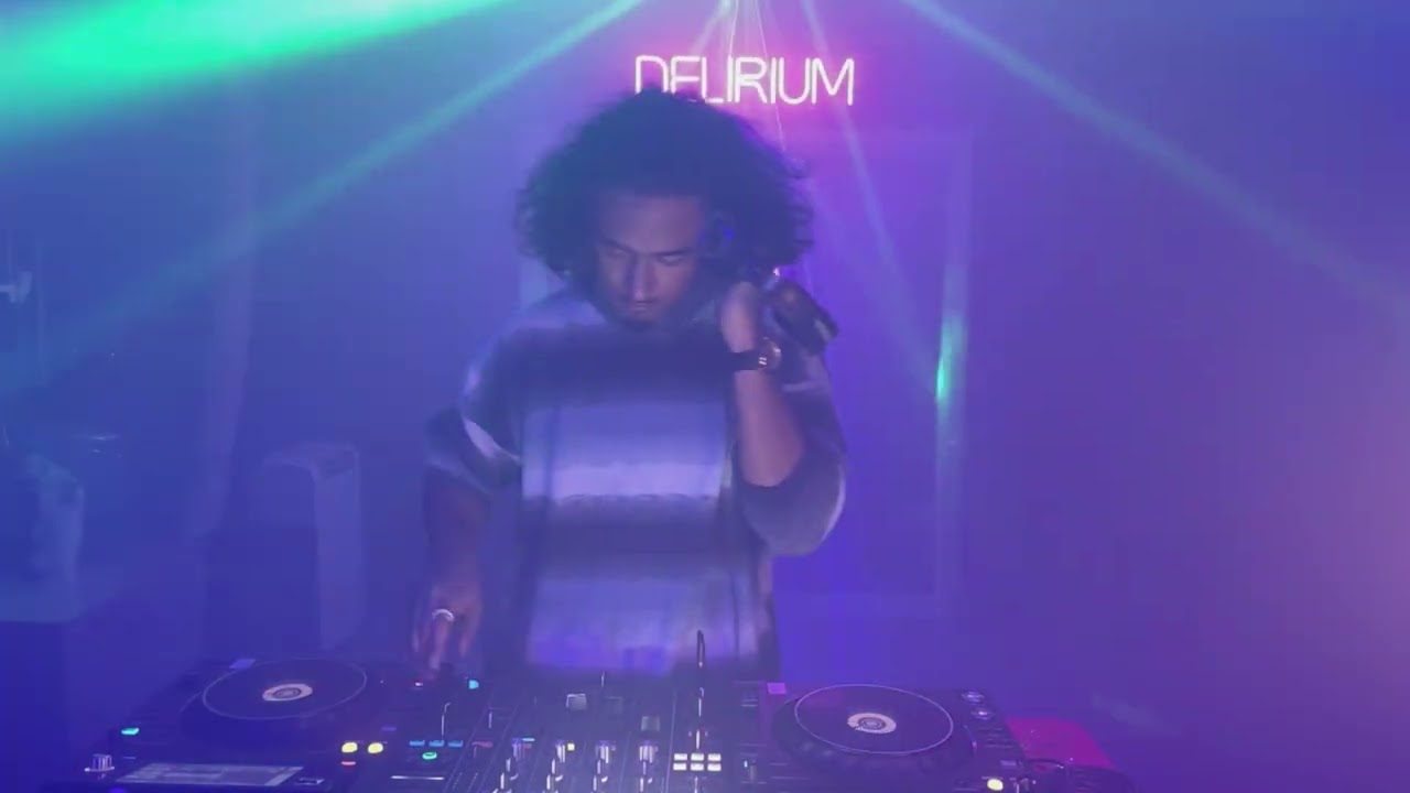 House , Footwork , Techno , Hip Hop DJ Mix | Eshrack_ at DeliriumBK Part 1