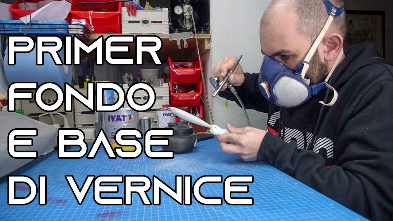 Primer, fondo e base di vernice, preparare l'esca per applicare il foil olografico