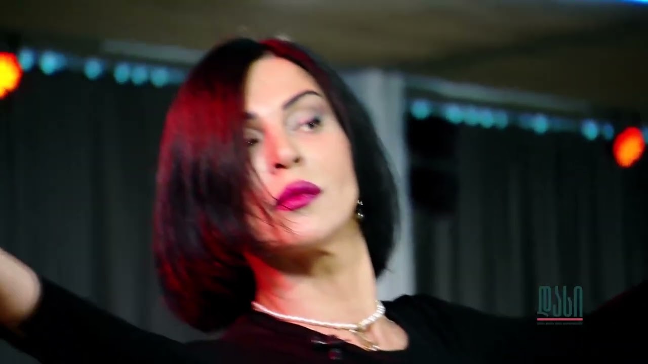 ქალისას ცეკვის სწავლა თეა დარჩიასთან ერთად 💃