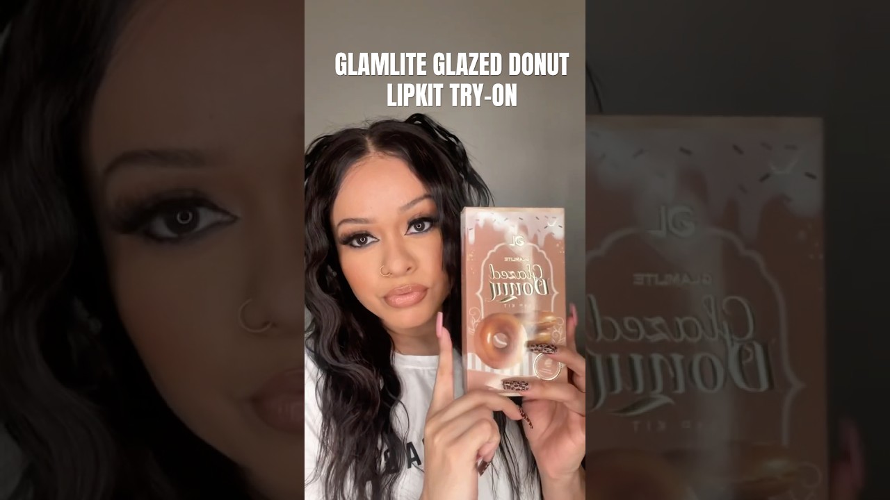 Glamlite Glazed donut lip-kit THIS SMELLS DELICIOUS 🤤 #glamlitecosmetics #glamlite #lipgloss