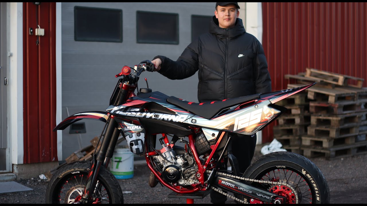 HUSQVARNA WR 125 PROJECT REVEAL (leikkas)