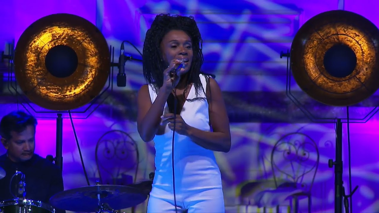 KRISTEL ADAMS : LAEL BAROUKH (PRAISE TO GOD IN HEBREW )  Arranged by Eddy Malka  (ALBUM JOY)