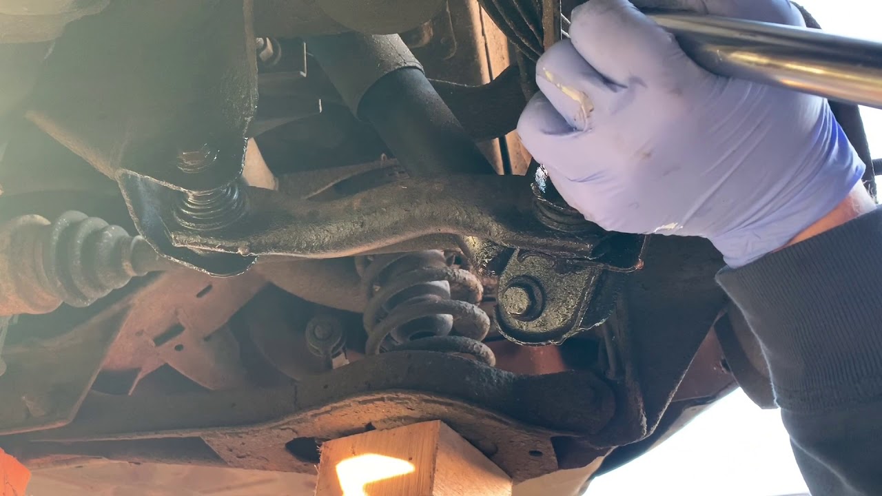 Jaguar X Type lower arm replacement