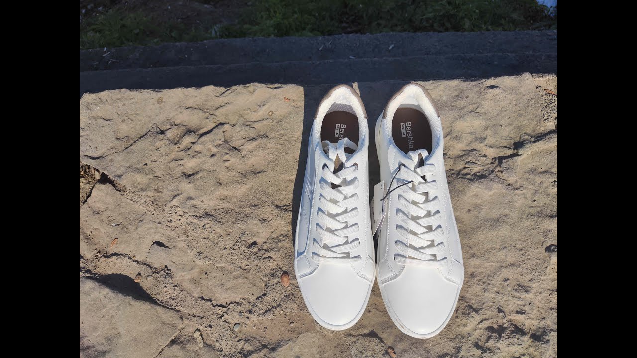 Bershka Trainers with Coloured Heel Detail