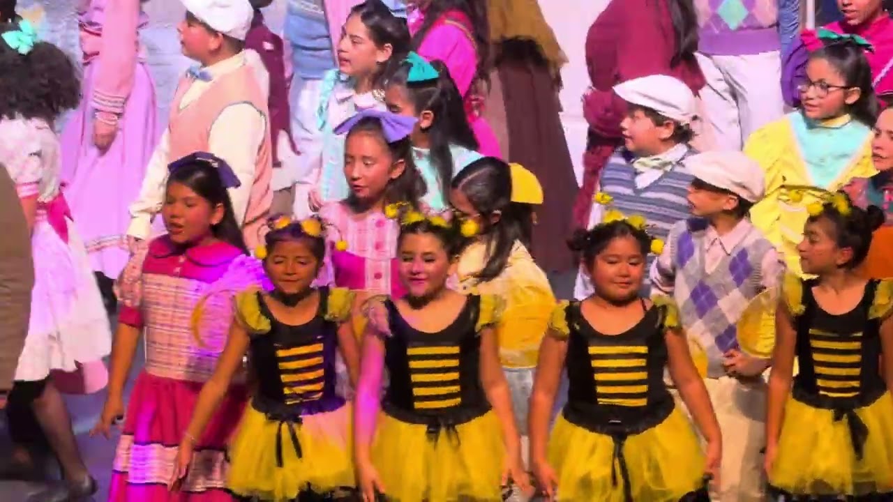 #alvordusd #honorsplay #marypoppins