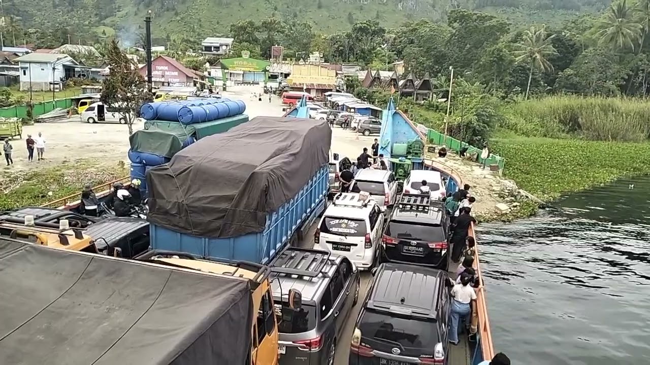 KMP TAO TOBA II Persiapan bersandar di pelabuhan Tomok#danautoba#kapalferi