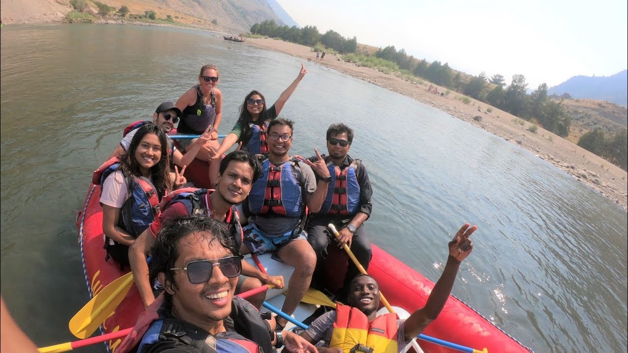 Rafting the Yellowstone River