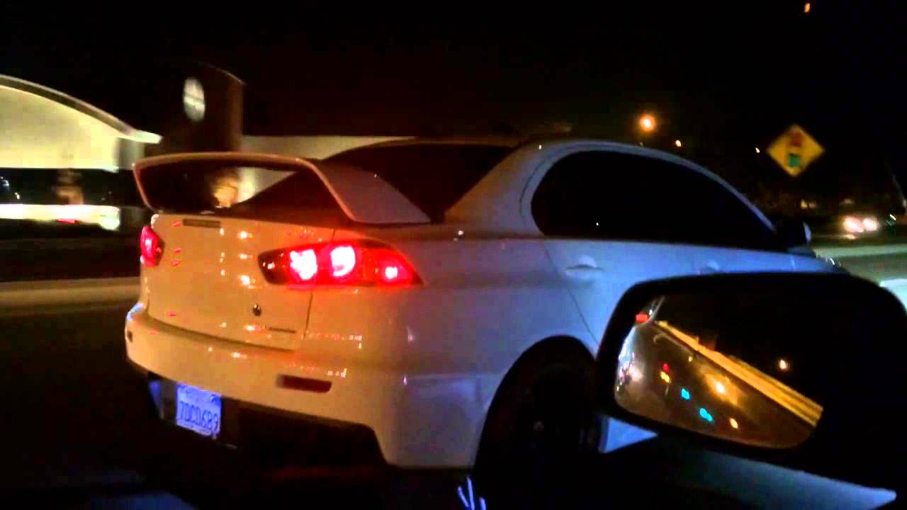 Mitsubishi EVO X Trailer