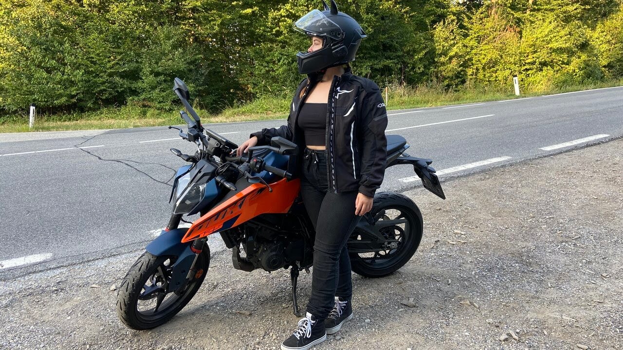TESTVIDEO KTM DUKE 125 2024