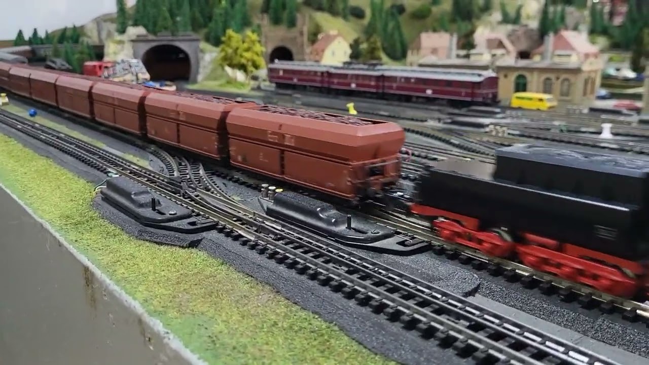 Trixburg präsentiert BR 53 von Hamo für Trix Express