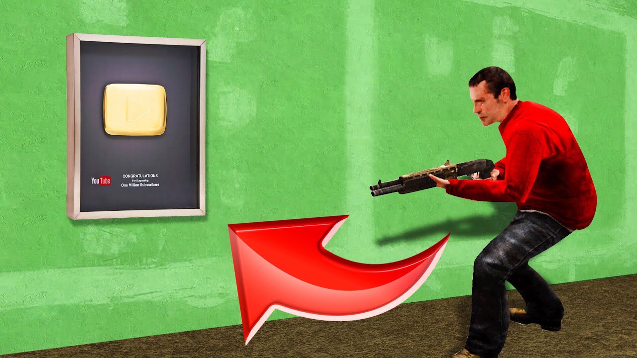 Hiding as a GOLDEN PLAY BUTTON in GMOD Prop Hunt!