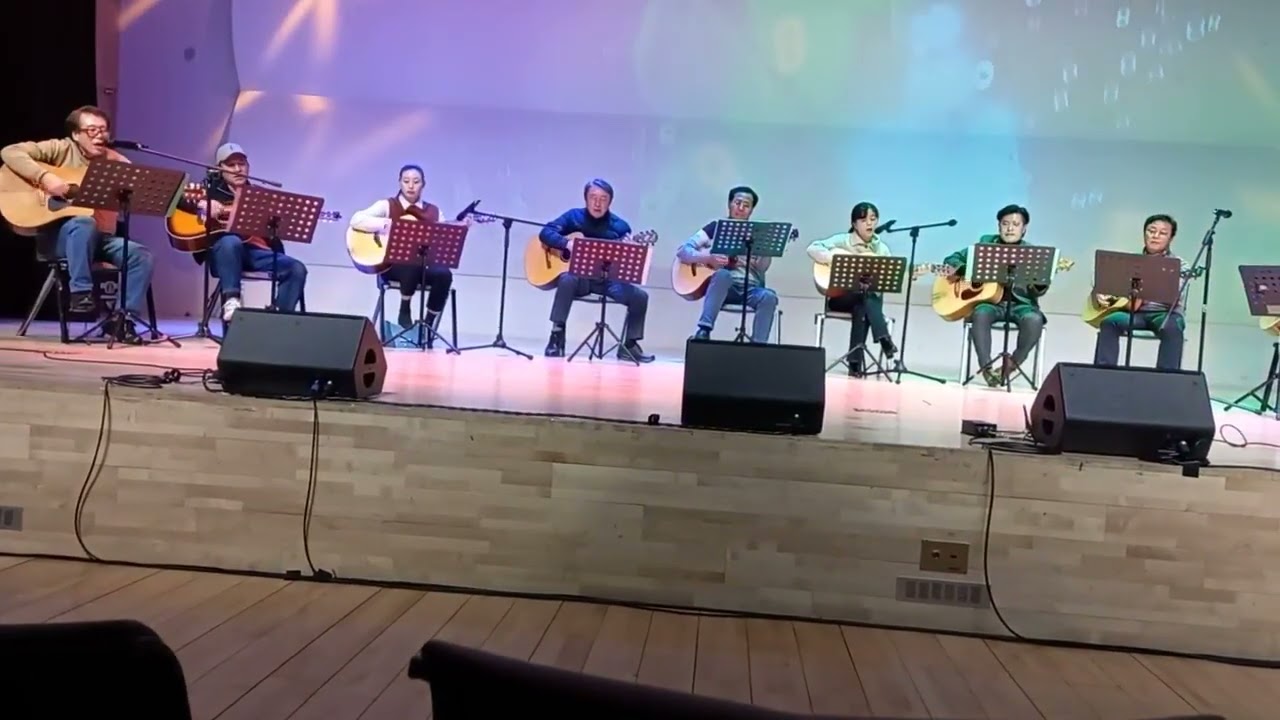 웨딩케익 / 가평군 평생학습성과발표회 / 2025.12.12 / 패밀리 통기타 