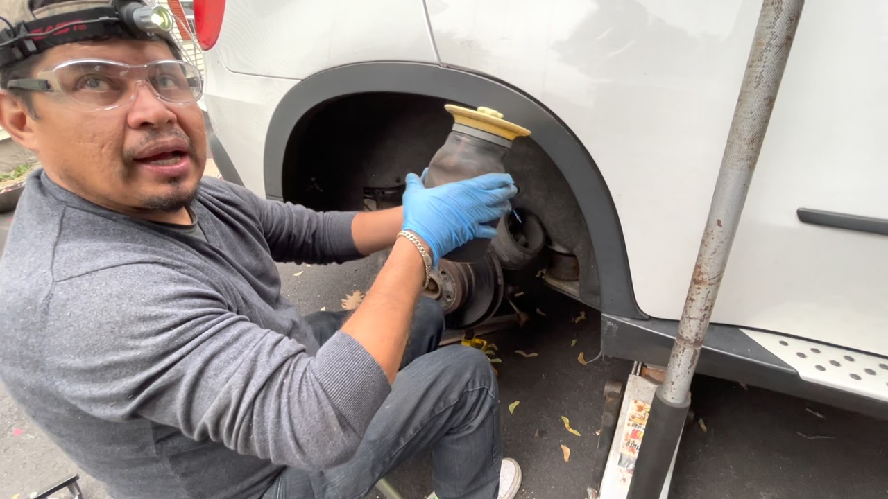 Bmw X5 2008 Suspension air bag Replacement 