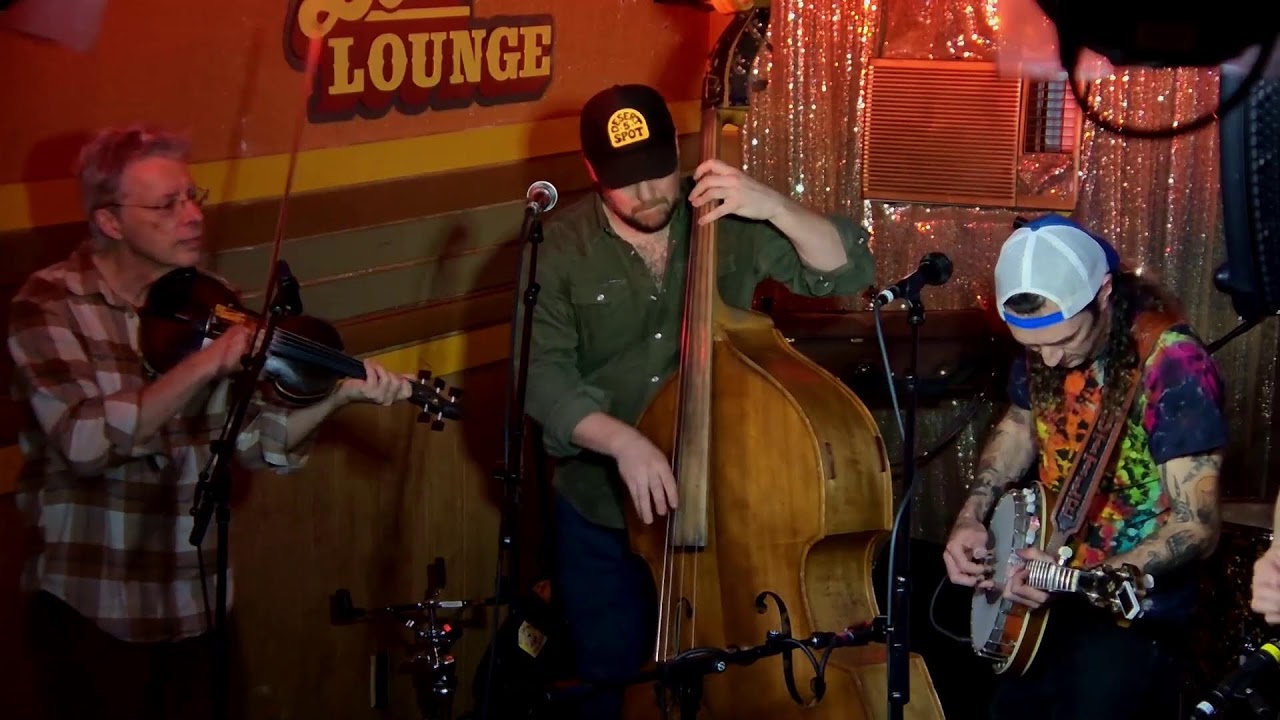 Bluegrass Monday w/ Kyle Tuttle