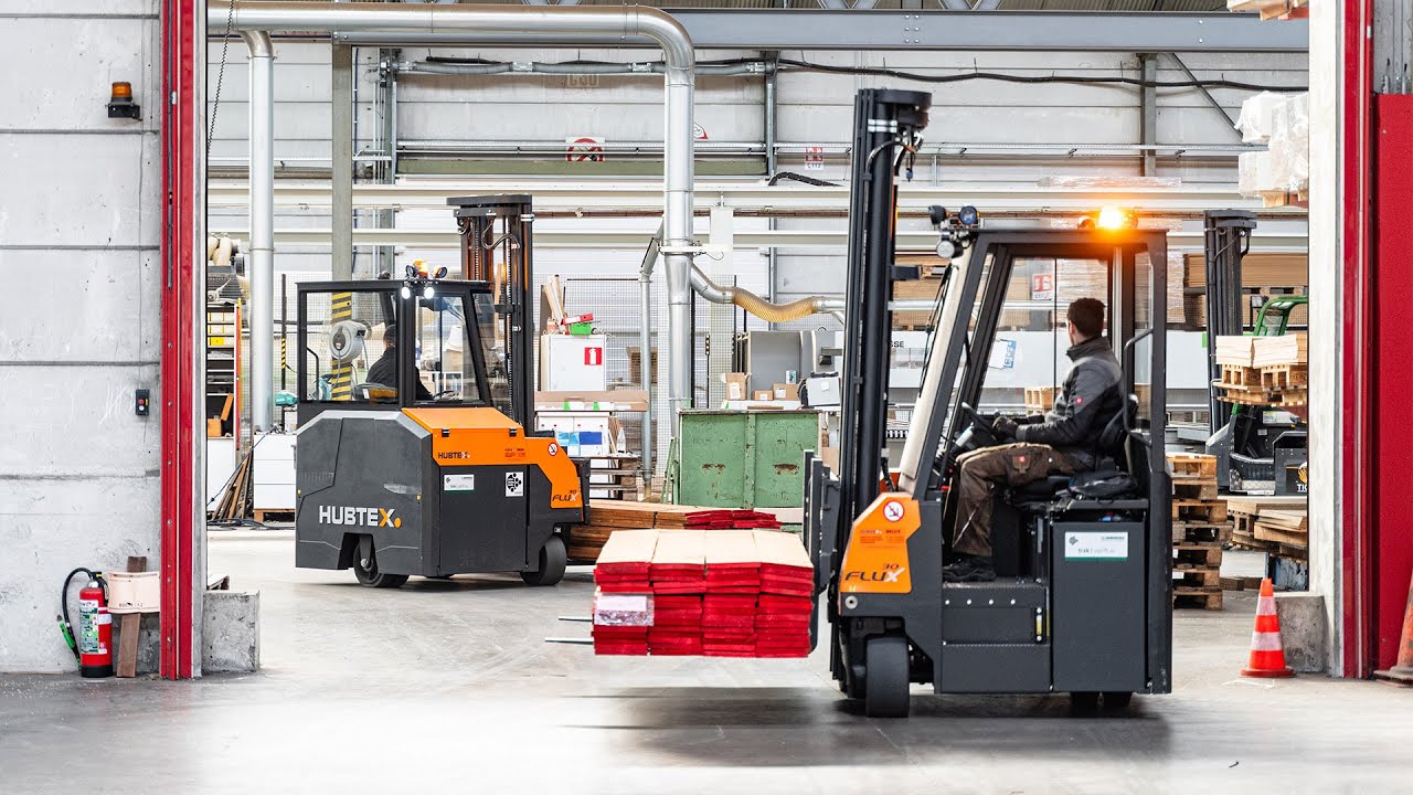 Tigris Building Solutions utilise deux HUBTEX FLUX pour la manutention de matériaux