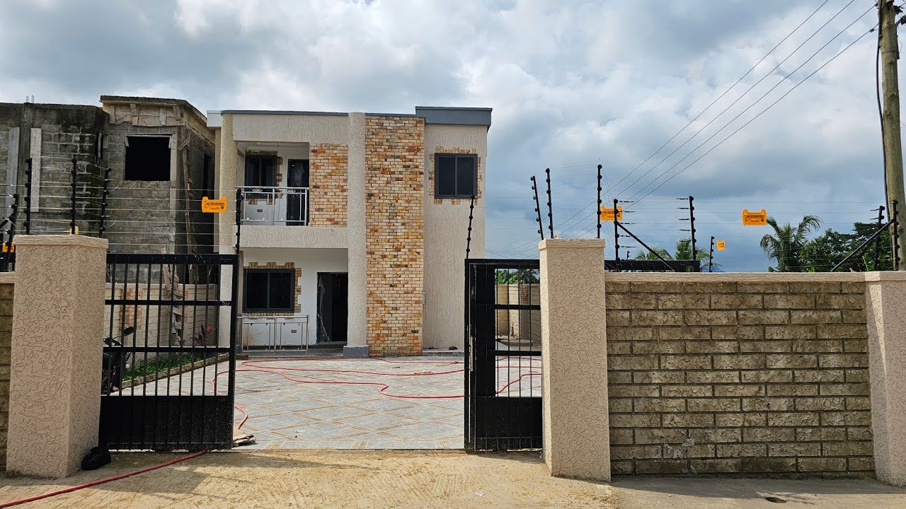 Продается дом с 3 спальнями в Кейп-Косте, Гана 🇬🇭 Кейп
