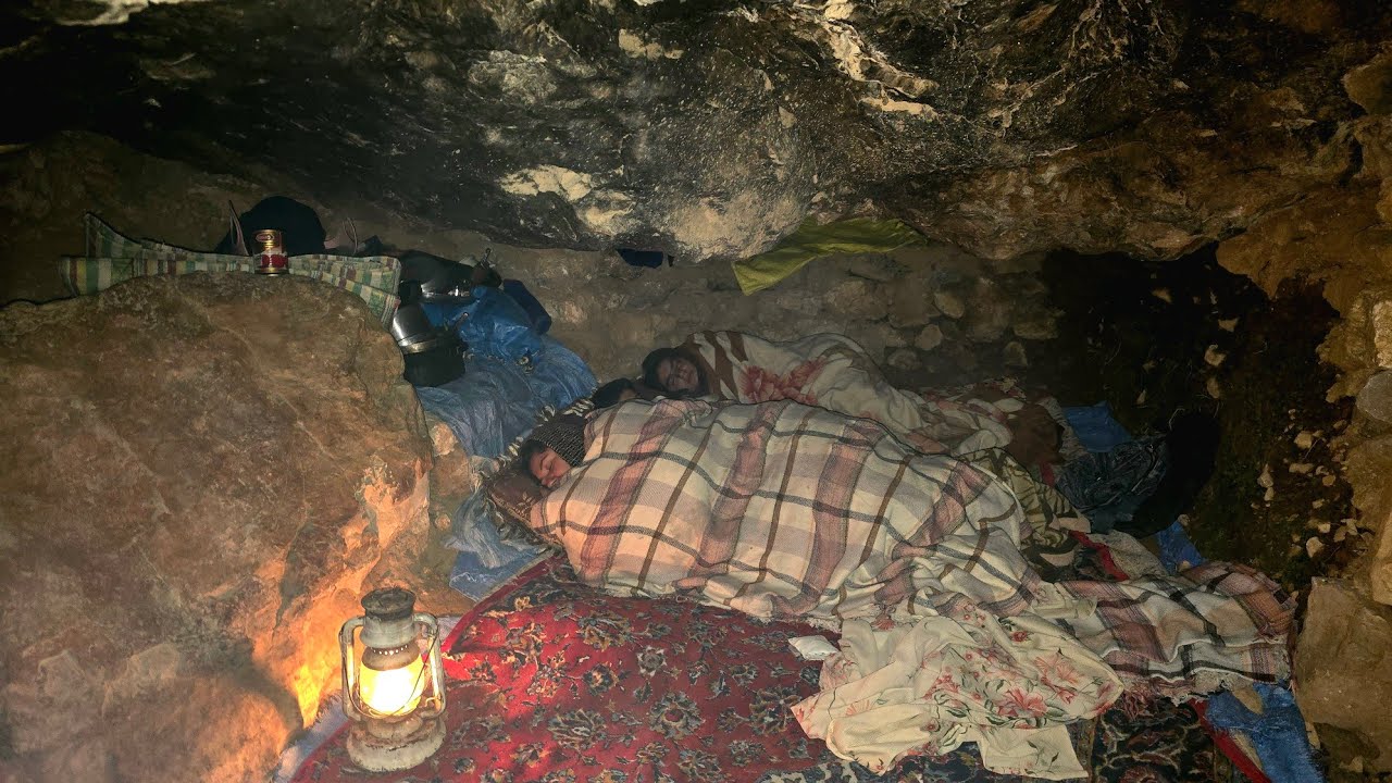 Mountain Cave Reconstruction | A New Start for Survival