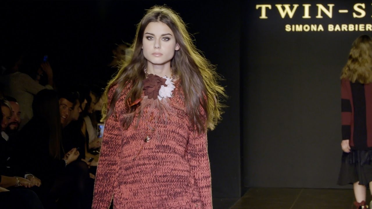 TWINSET Simona Barbieri Fall Winter 2016/17 Collection Fashion show