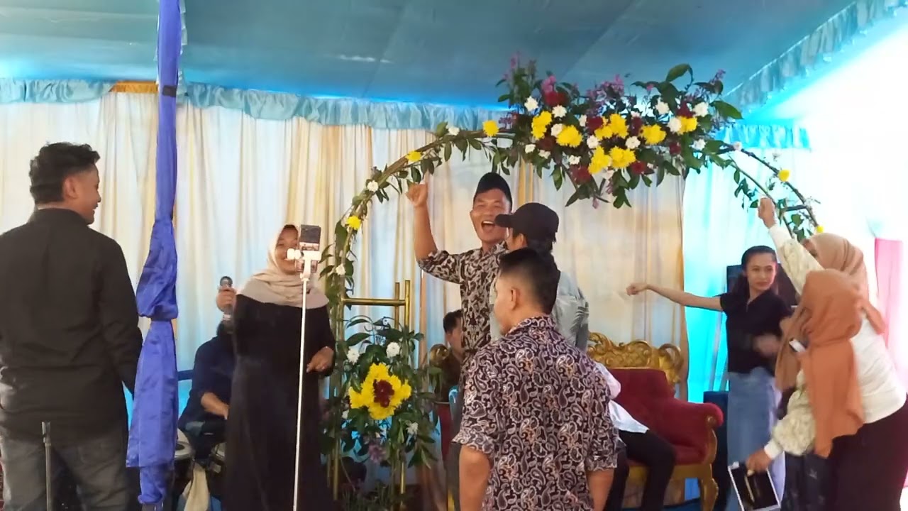 ORGAN TUNGGAL SANTRI PEKOK - ALL ARTIS DAN RAME RAME