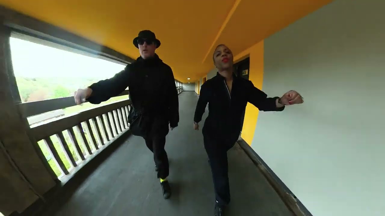 Party Sized Away Day - ACID KLAUS ft Maria Uzor