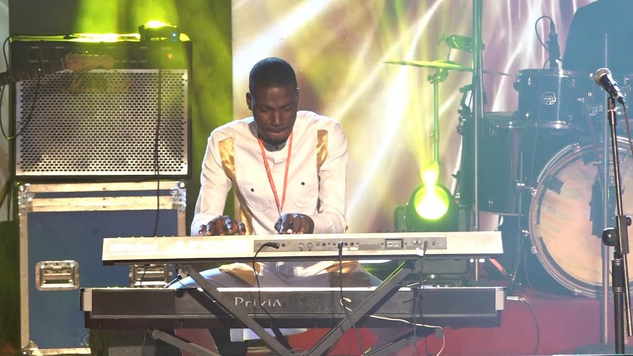Prestation d'Emmanuel VIGBE au live Piano Compétition  | RENDEZ-VOUS SOHEJA