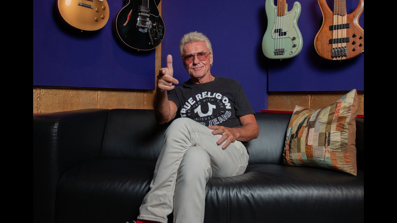 Celebrity Sit-In: Greg Hind (formerly of Little River Band) with Maggie Speaks