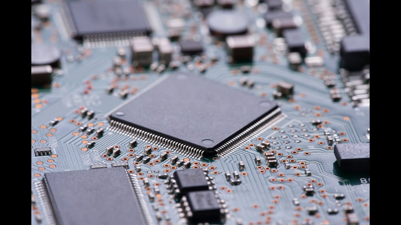 Lutowanie SMD. Montaż i demontaż małych element&oacute;w na płycie PCB
