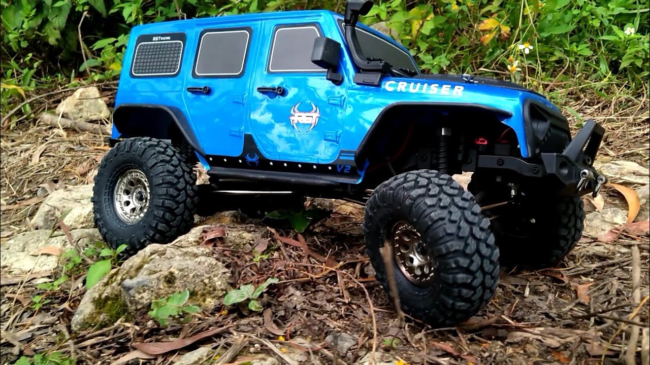 RC RGT EX86100 V2 RC Car Off Road Adventure Looking for a Challenge on the Rocky Road