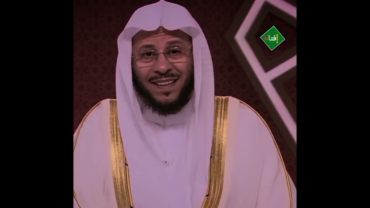 يقول امي تتابع بعض المسلسلات وانا أنكر عليها أحياناً تستجيب واحيانا لا تستجيب فكيف اتعامل معها؟