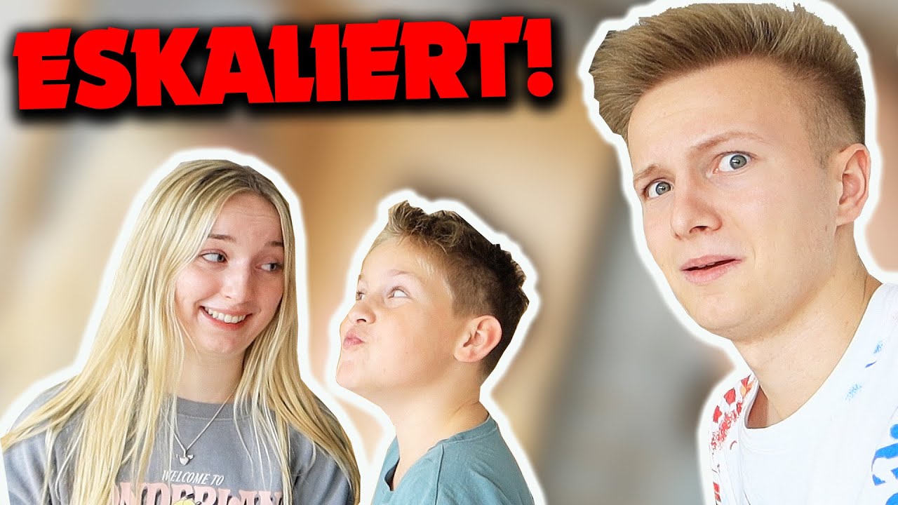 Ash KÜSST Chrissi!? 😳 (24H kleinen Bruder nachmachen ESKALIERT)
