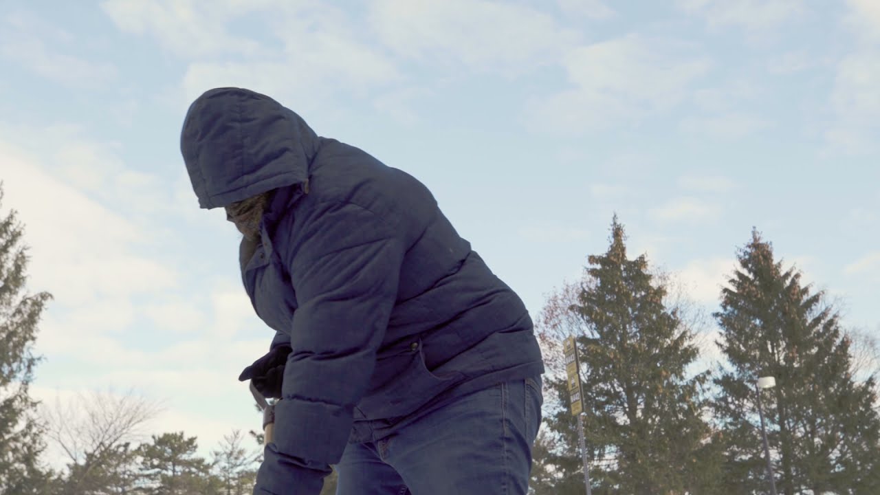 Heart-Safe Snow Shoveling